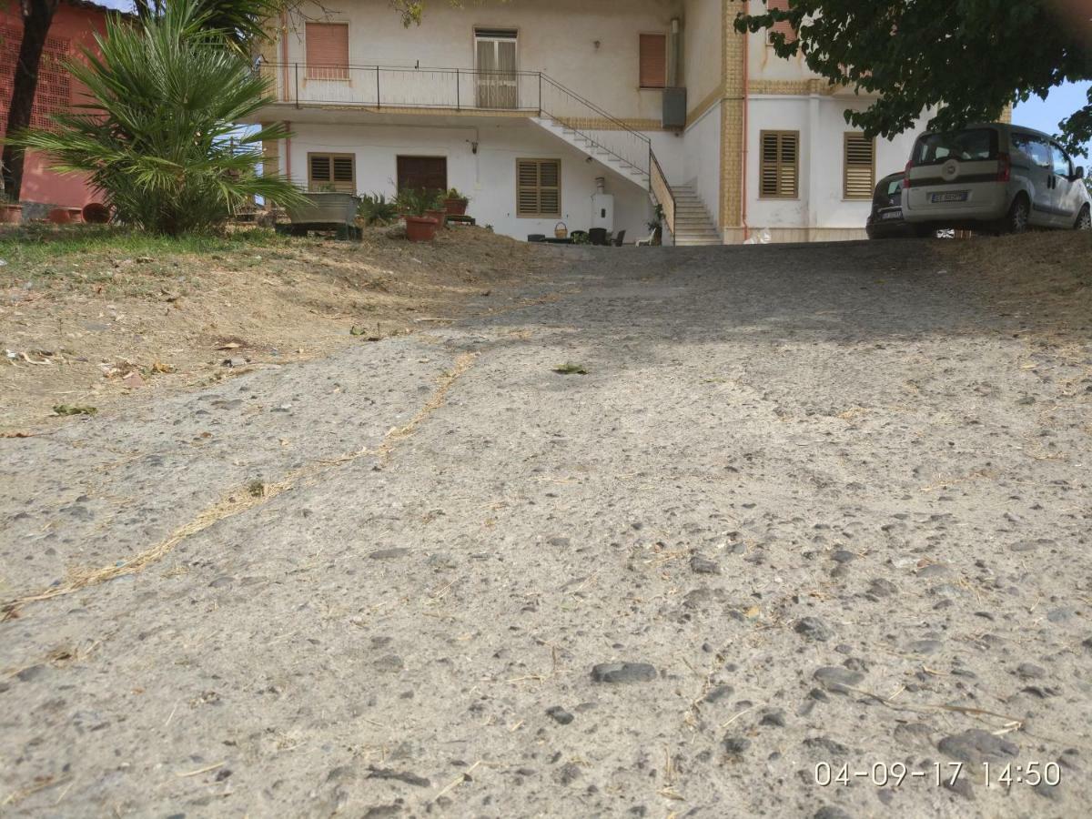 Villa Spaia Brancaleone Marina Eksteriør bilde