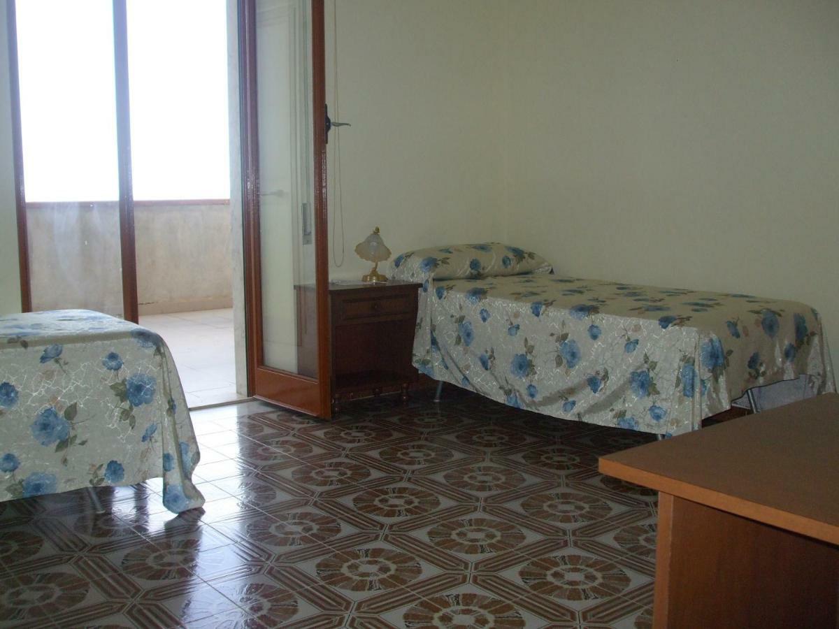 Villa Spaia Brancaleone Marina Eksteriør bilde